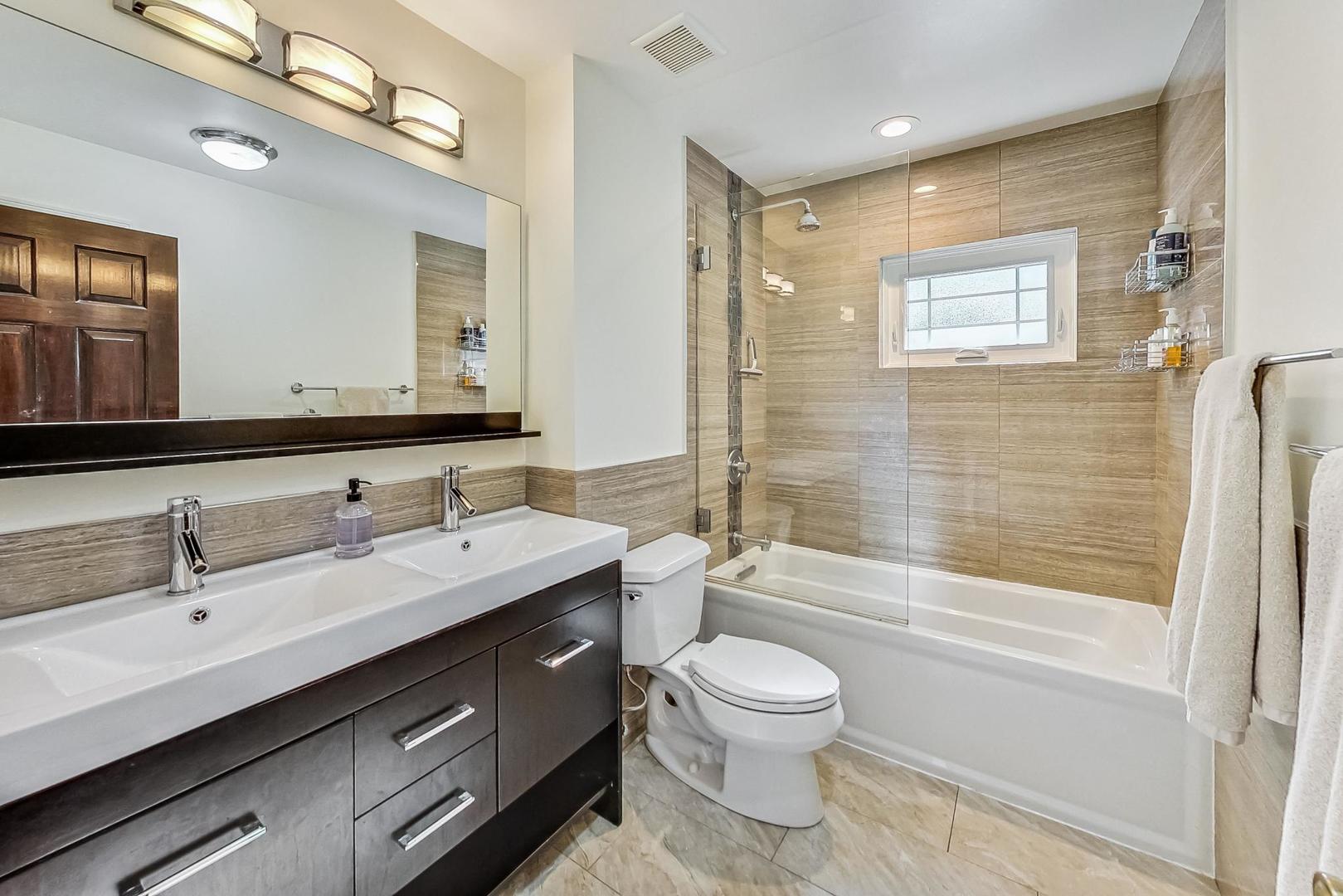 705 North County Line Road Hinsdale, IL 60521 - Photo 25 of 44