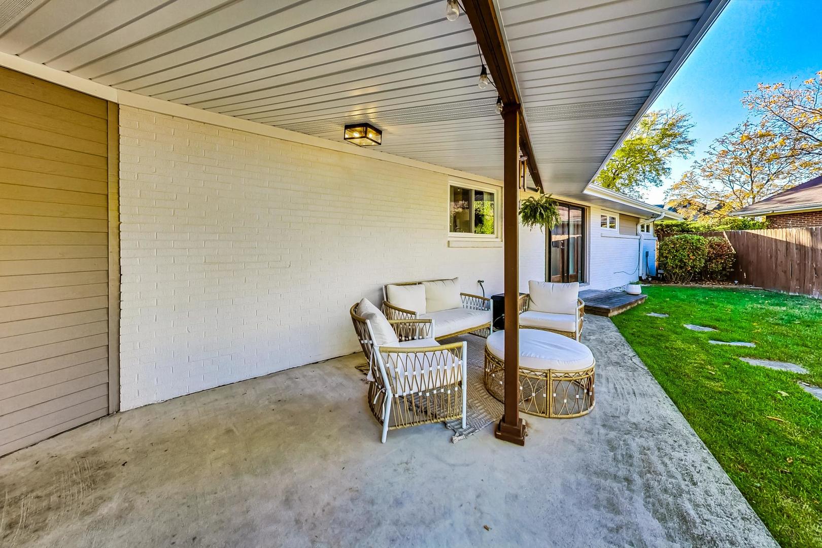 705 North County Line Road Hinsdale, IL 60521 - Photo 42 of 44