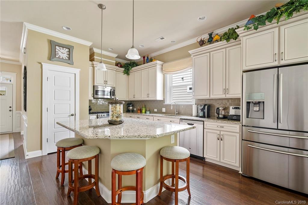 573 Channel Road Lake Wylie, SC 29710 - Photo 10 of 24 Gallery Image 10