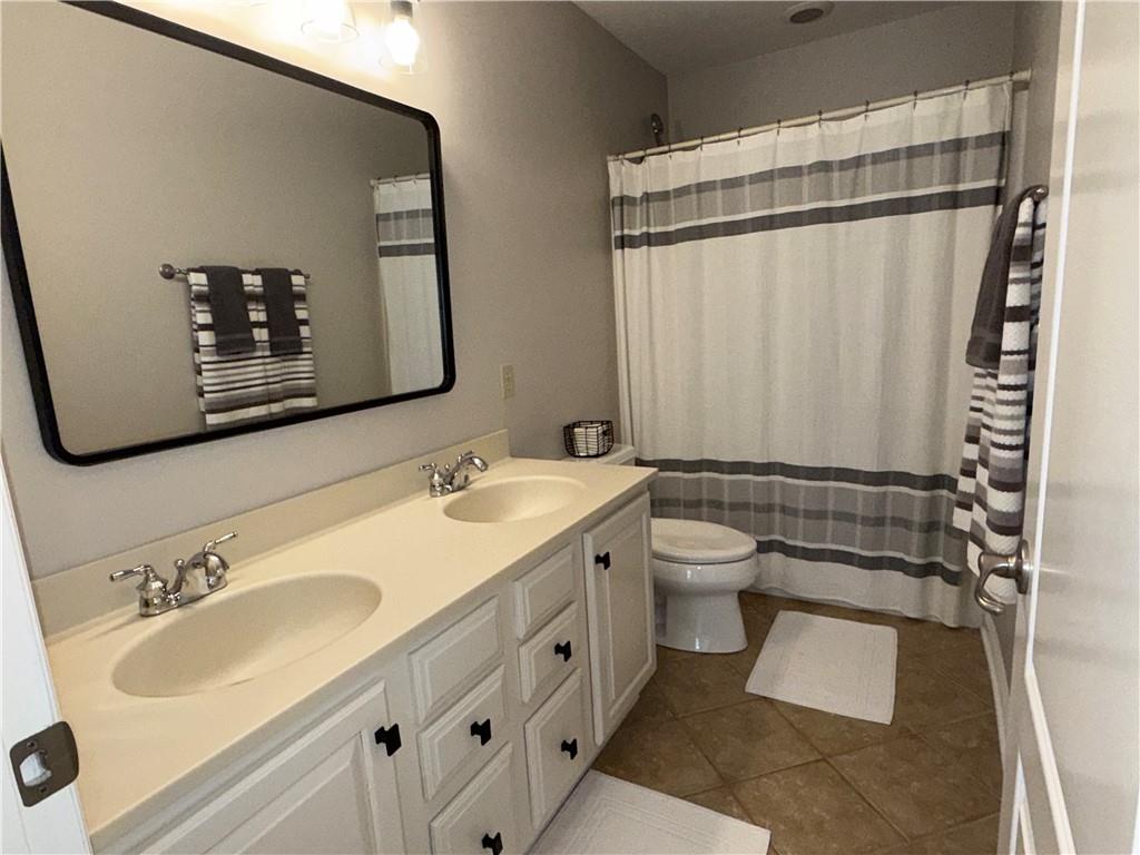 1817 Constitution Boulevard Valencia, PA 16059 - Photo 28 of 50