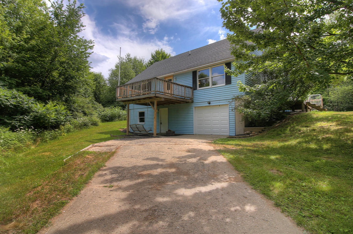 700 North Newaygo Road Bailey, MI 49303 - Photo 1 of 29 IMG_4543