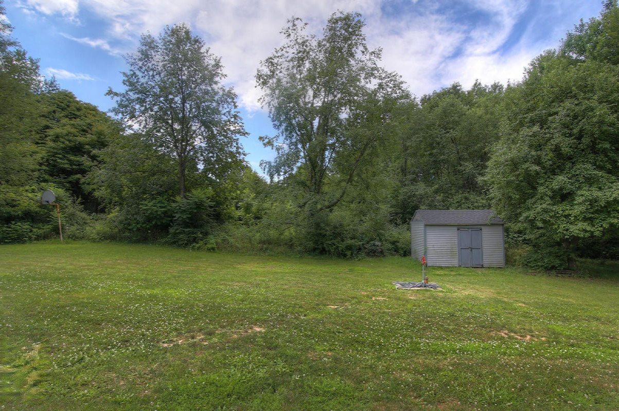700 North Newaygo Road Bailey, MI 49303 - Photo 9 of 29 IMG_4545
