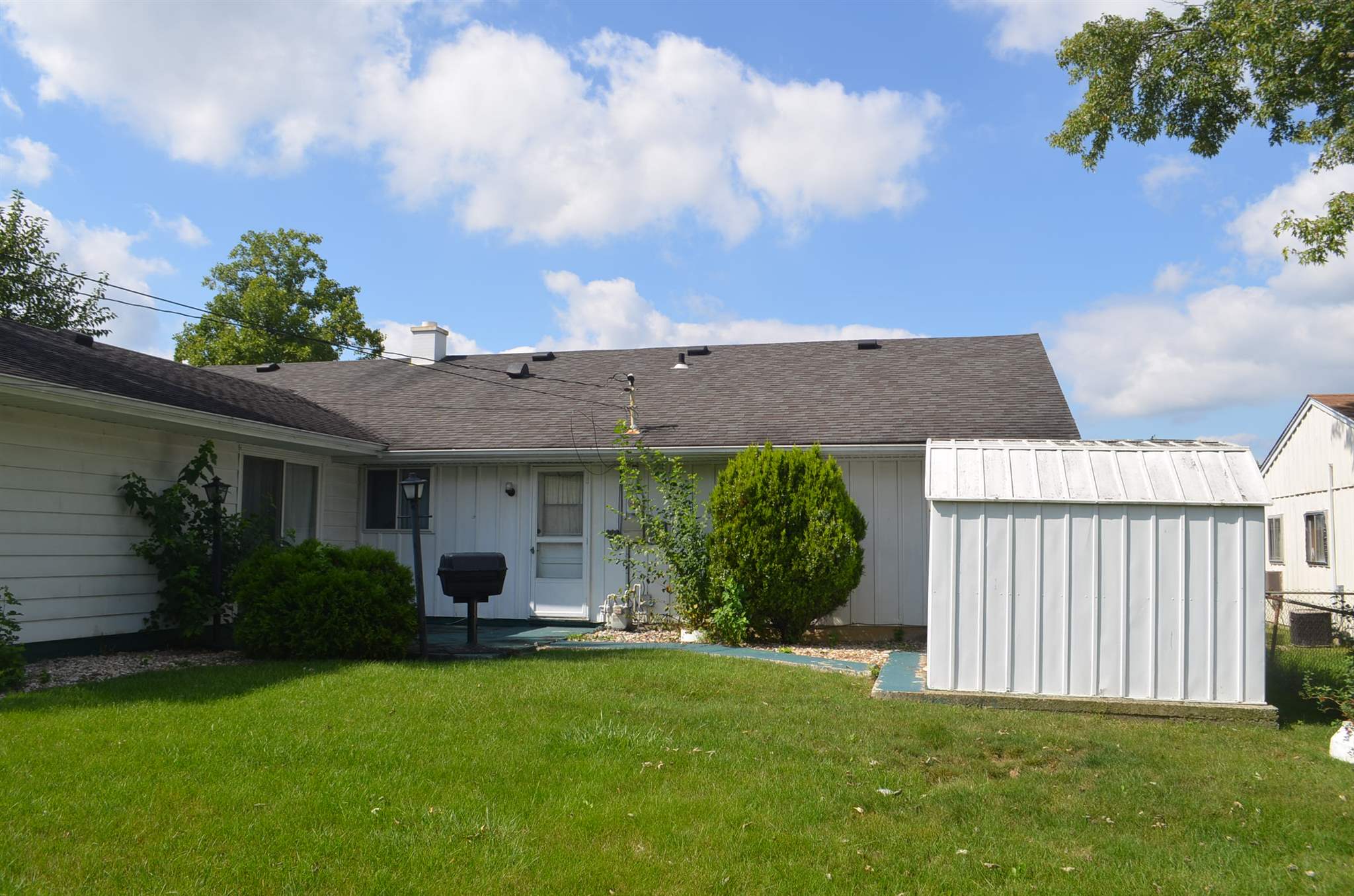 1228 Tulip Tree Road Fort Wayne, IN 46825 - Photo 11 of 18 Gallery Image 11