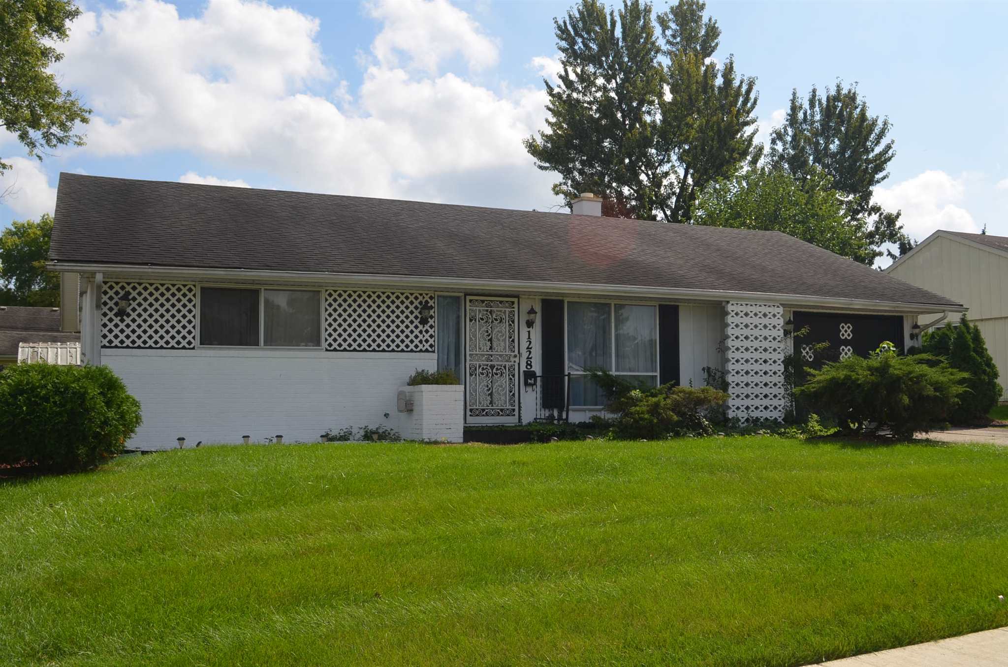 1228 Tulip Tree Road Fort Wayne, IN 46825 - Photo 5 of 18 Gallery Image 5