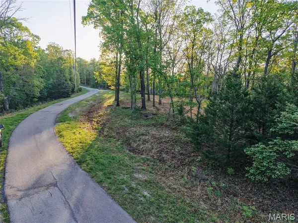 $92,500 | 5046 Squire Lane, Cedar Hill, MO 63016