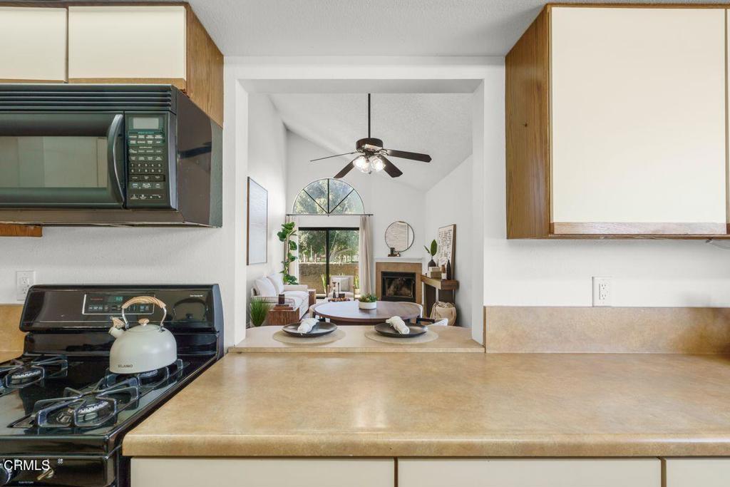 9540 Telegraph Road, Unit 16 Ventura, CA 93004 - Photo 41 of 72 kitchen