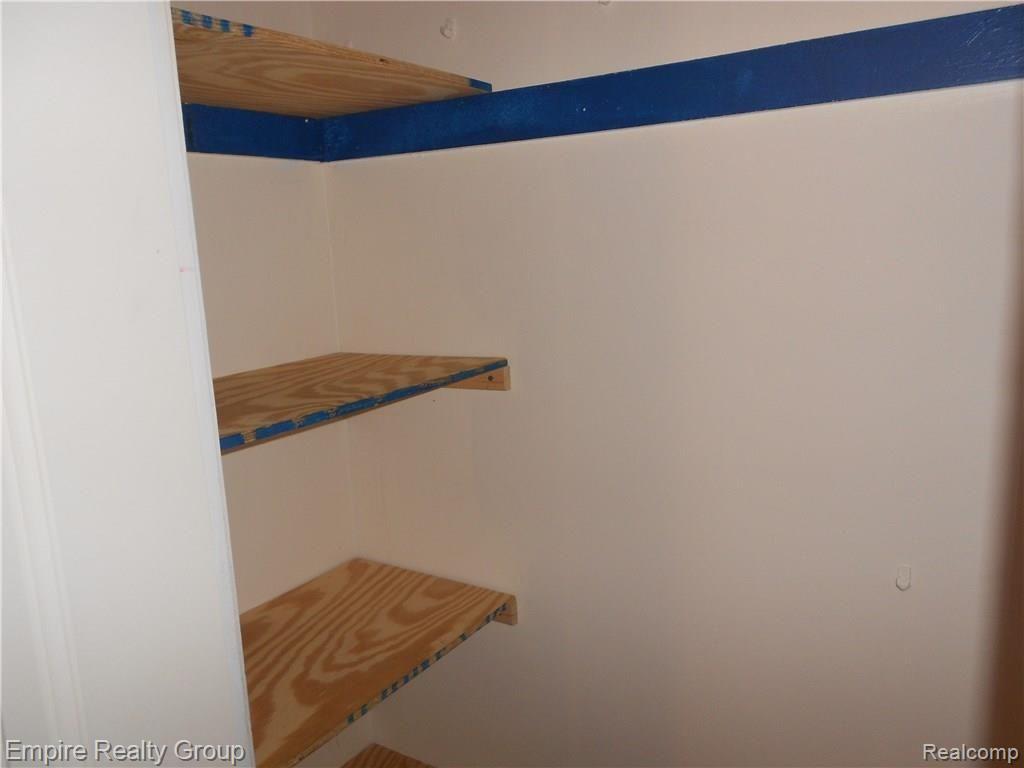 7733 Miller Road Dearborn, MI 48126 - Photo 20 of 45 7733 MILLER 022.JPG