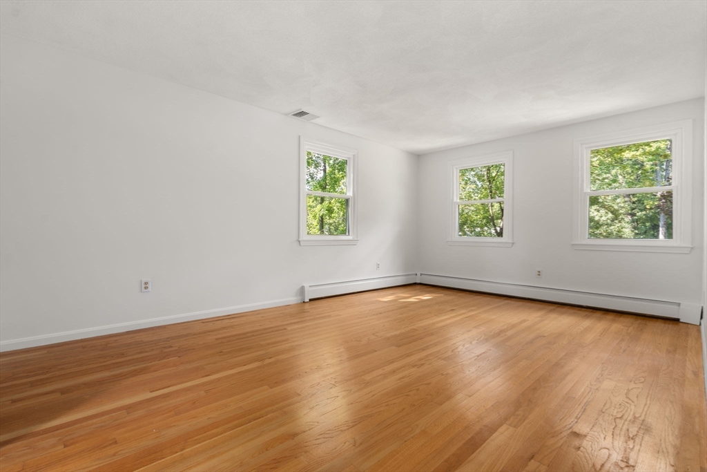 20 Selfridge Road Bedford, MA 01730 - Photo 14 of 34 Gallery Image 14