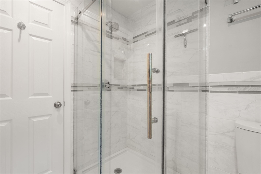 20 Selfridge Road Bedford, MA 01730 - Photo 17 of 34 Gallery Image 17