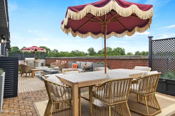 $1,395,000 | 30 Lake Avenue, Unit PH 404, Saratoga Springs, NY 12866