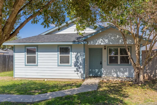 $1,400 | 3727 Aragon Drive, San Antonio, TX 78211