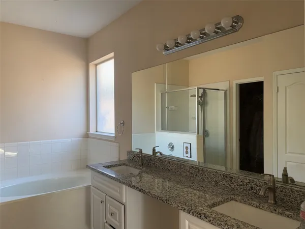 $2,100 | 11501 Knapple Cove, Manor, TX 78653