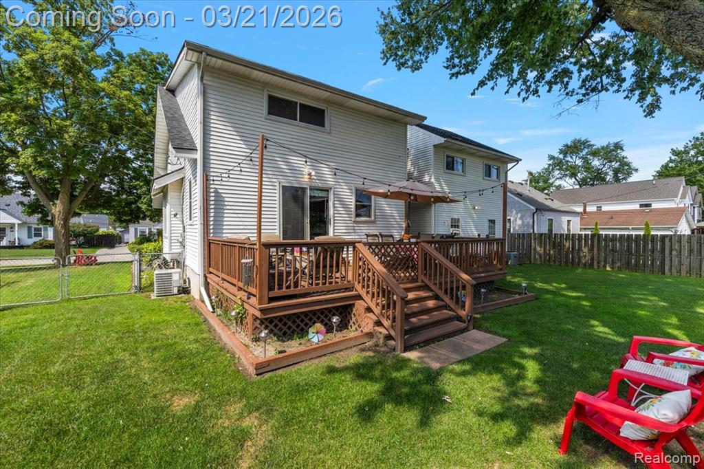 1957 Columbia Road Berkley, MI 48072 - Photo 43 of 56 Gallery Image 43