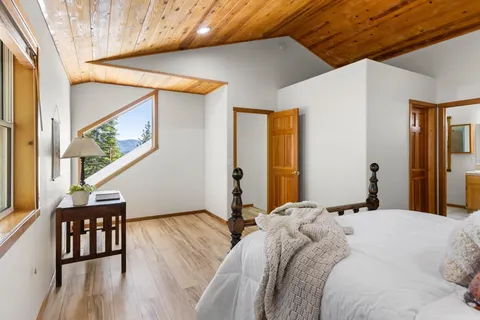 $1,295,000 | 11964 St Bernard Drive, Truckee, CA 96161