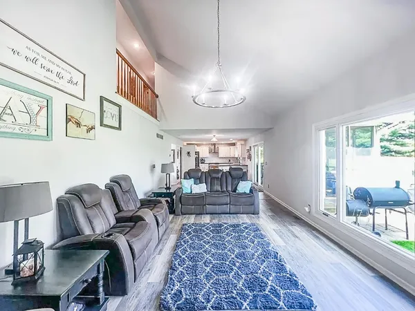 $389,900 | 283 Winding Way, Batesville, IN 47006