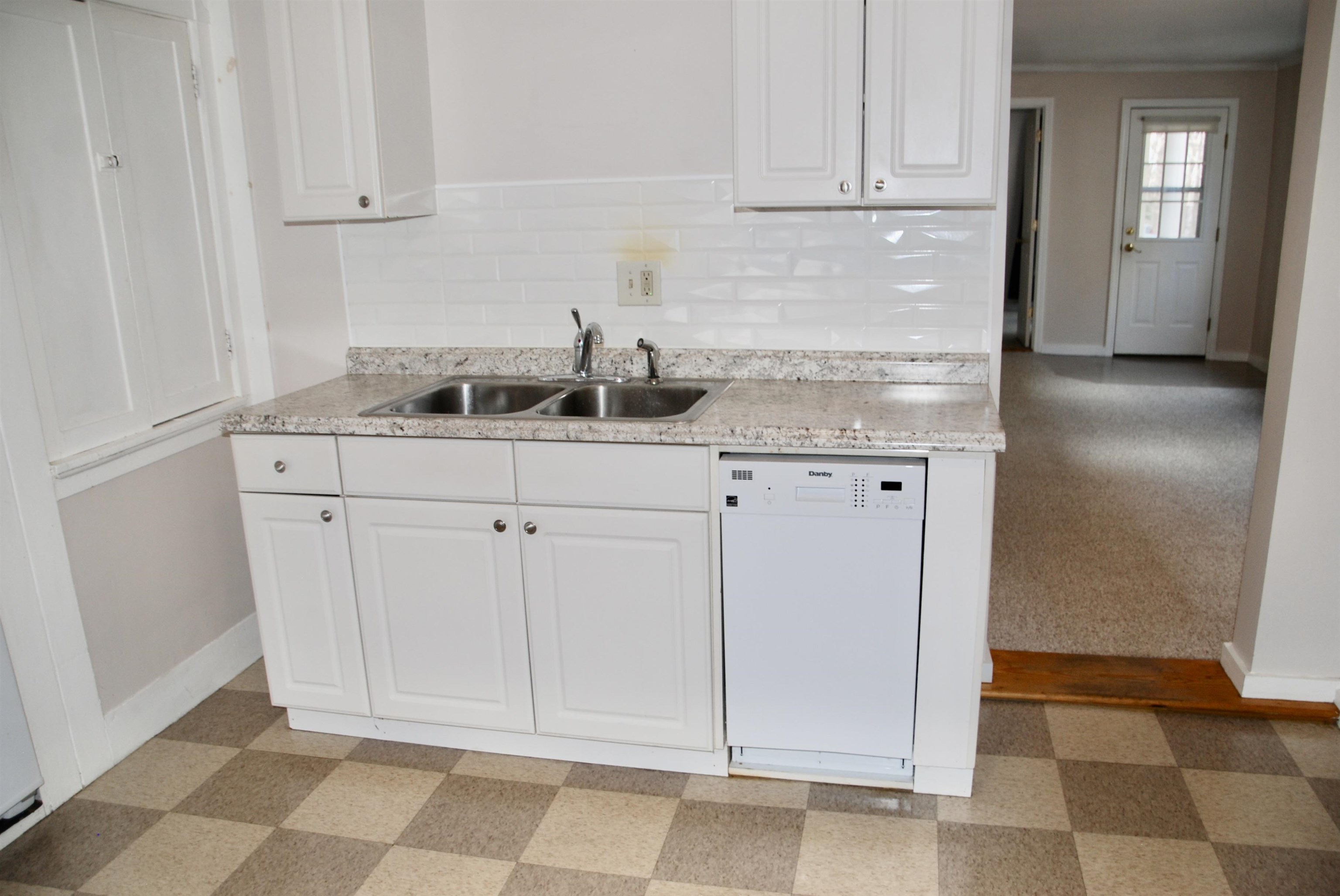 48 Centre Street Concord, NH 03301 - Photo 8 of 19