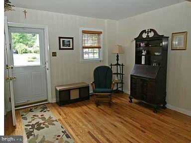 8446 Chippewa Road Philadelphia, PA 19128 - Photo 2 of 25
