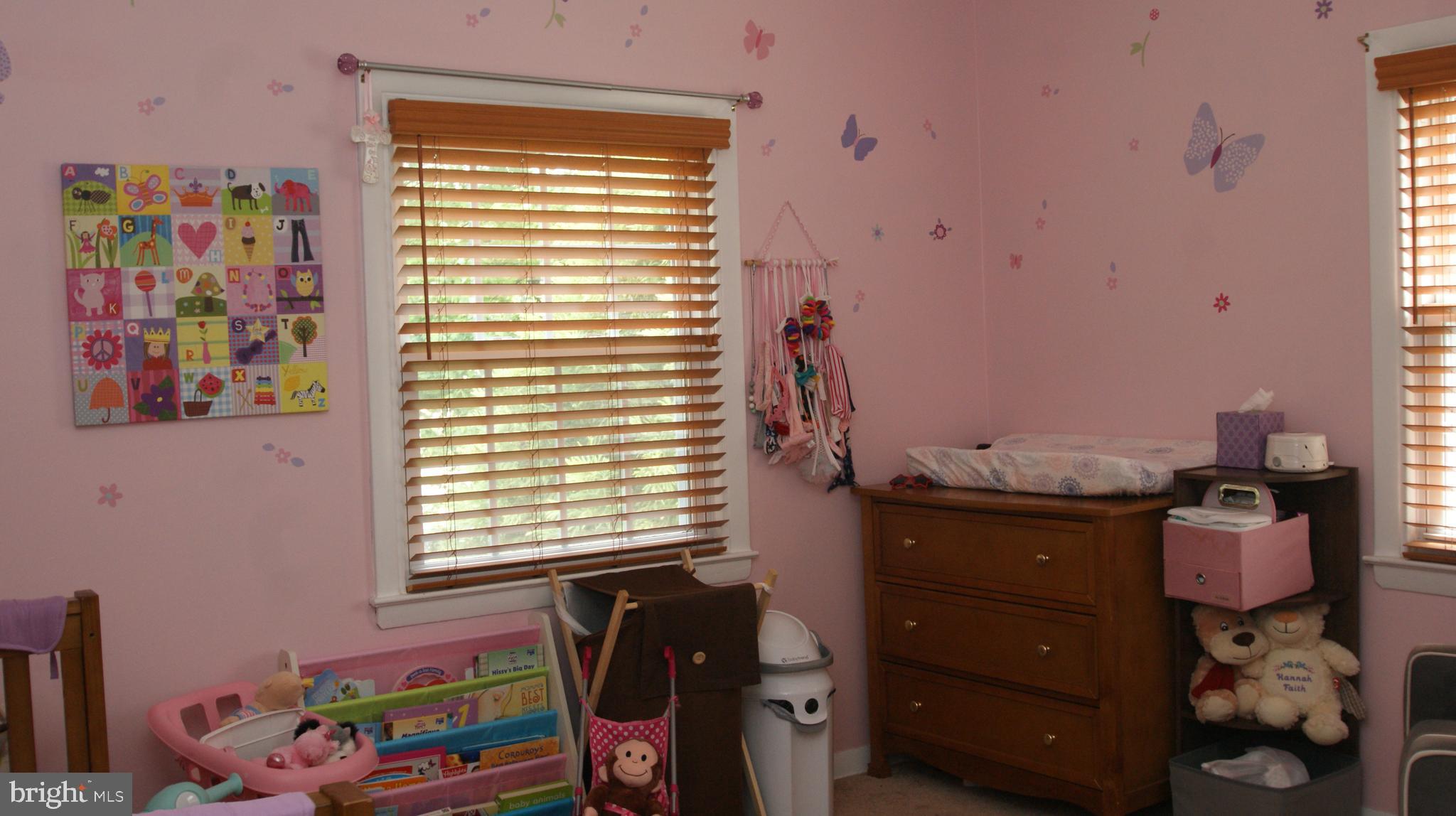 8446 Chippewa Road Philadelphia, PA 19128 - Photo 18 of 25