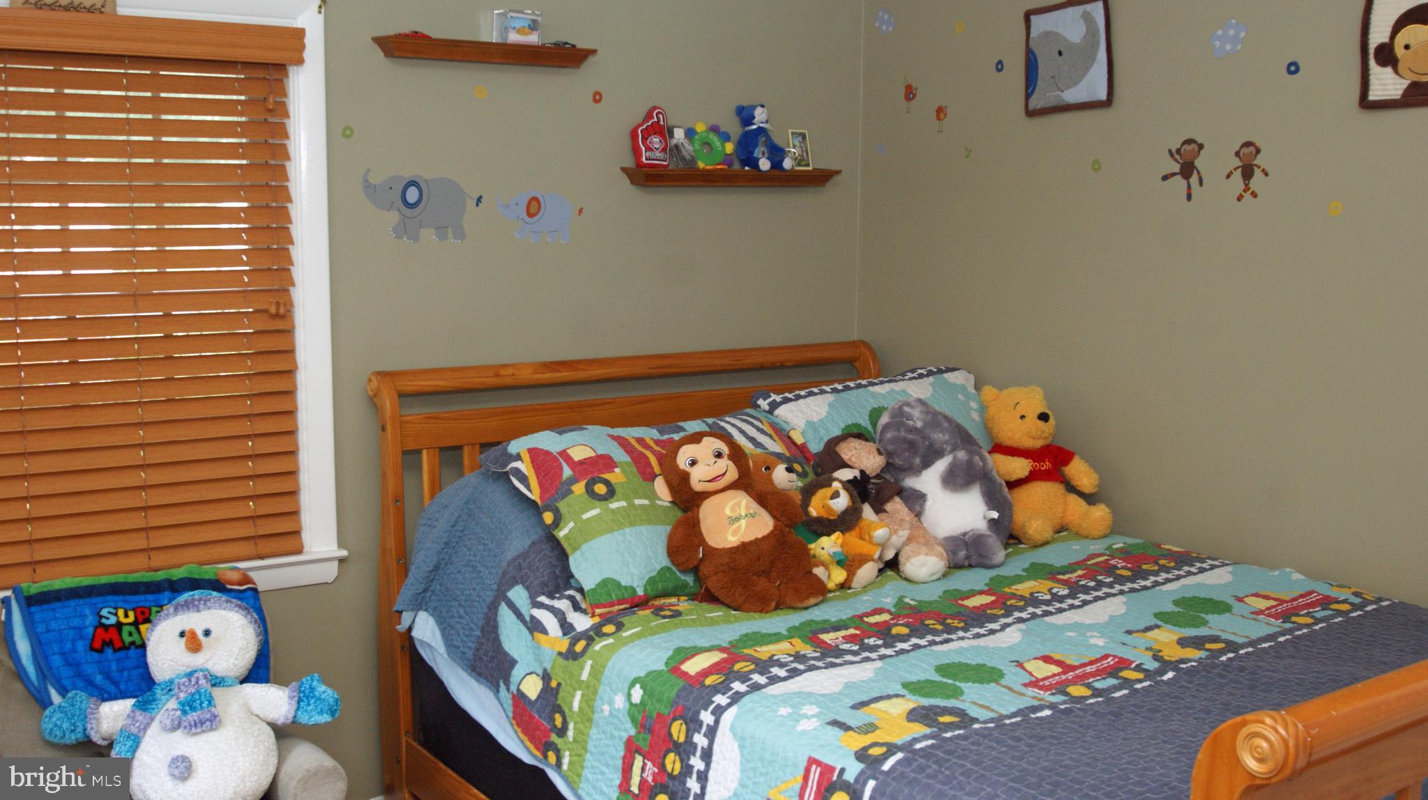 8446 Chippewa Road Philadelphia, PA 19128 - Photo 19 of 25