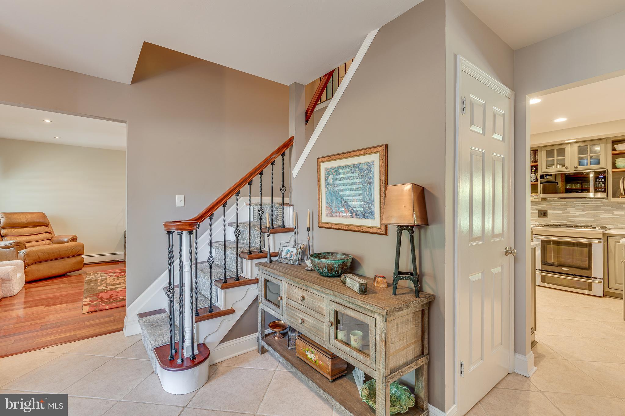 15 Corral Drive Hamilton, NJ 08620 - Photo 6 of 70