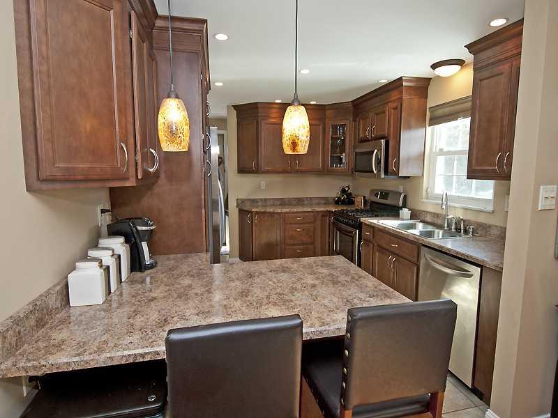 111 Cherrytree Road Carnegie, PA 15106 - Photo 5 of 14 Kitchen. Bright and open with a nice amount of counterspace...