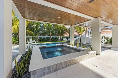 $4,475,000 | 150 Grant Drive, Sarasota, FL 34236