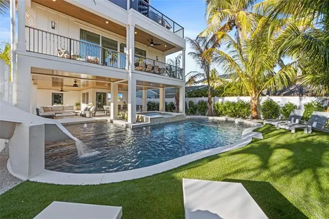 $4,475,000 | 150 Grant Drive, Sarasota, FL 34236