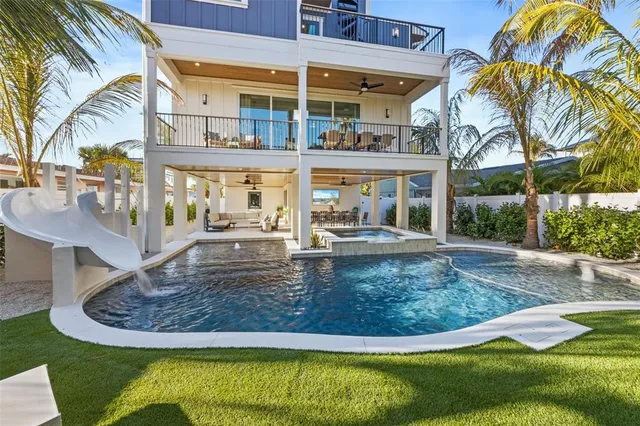 $4,475,000 | 150 Grant Drive, Sarasota, FL 34236