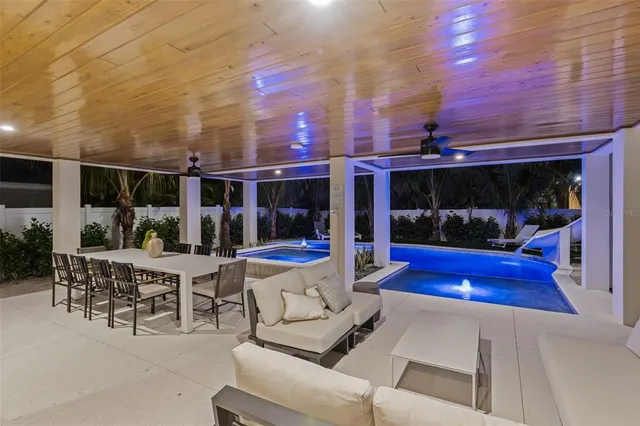 $4,475,000 | 150 Grant Drive, Sarasota, FL 34236