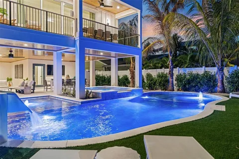 $4,475,000 | 150 Grant Drive, Sarasota, FL 34236