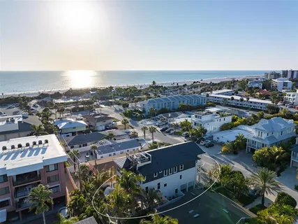 $4,475,000 | 150 Grant Drive, Sarasota, FL 34236