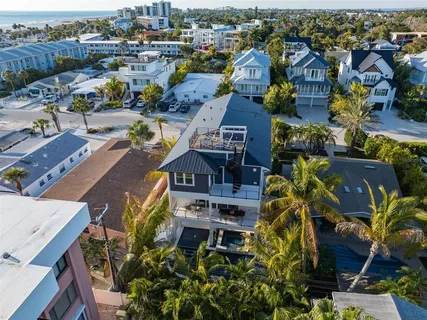 $4,475,000 | 150 Grant Drive, Sarasota, FL 34236