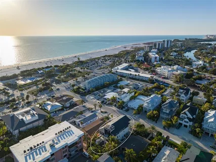 $4,475,000 | 150 Grant Drive, Sarasota, FL 34236