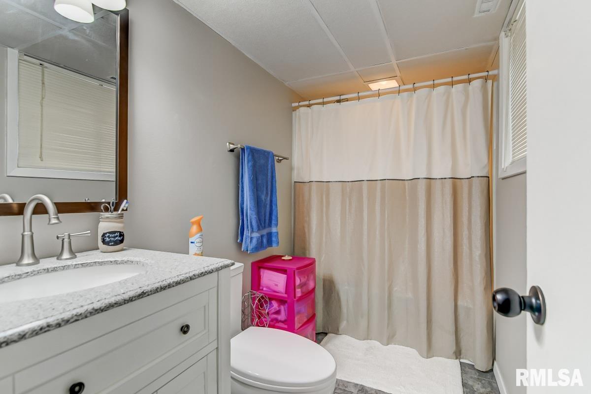 1716 West Jackson Street Springfield, IL 62704 - Photo 29 of 36 Gallery Image 29