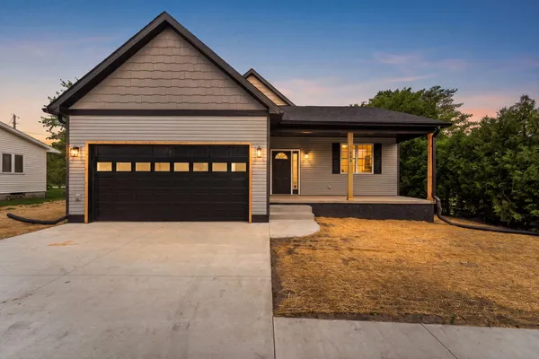 $279,900 | 503 Exeter Road, Kingsford Heights, IN 46346