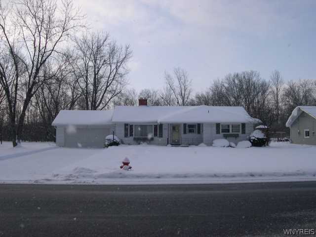 2060 Long Road Grand Island, NY 14072 - Photo 1 of 1 Exterior Front