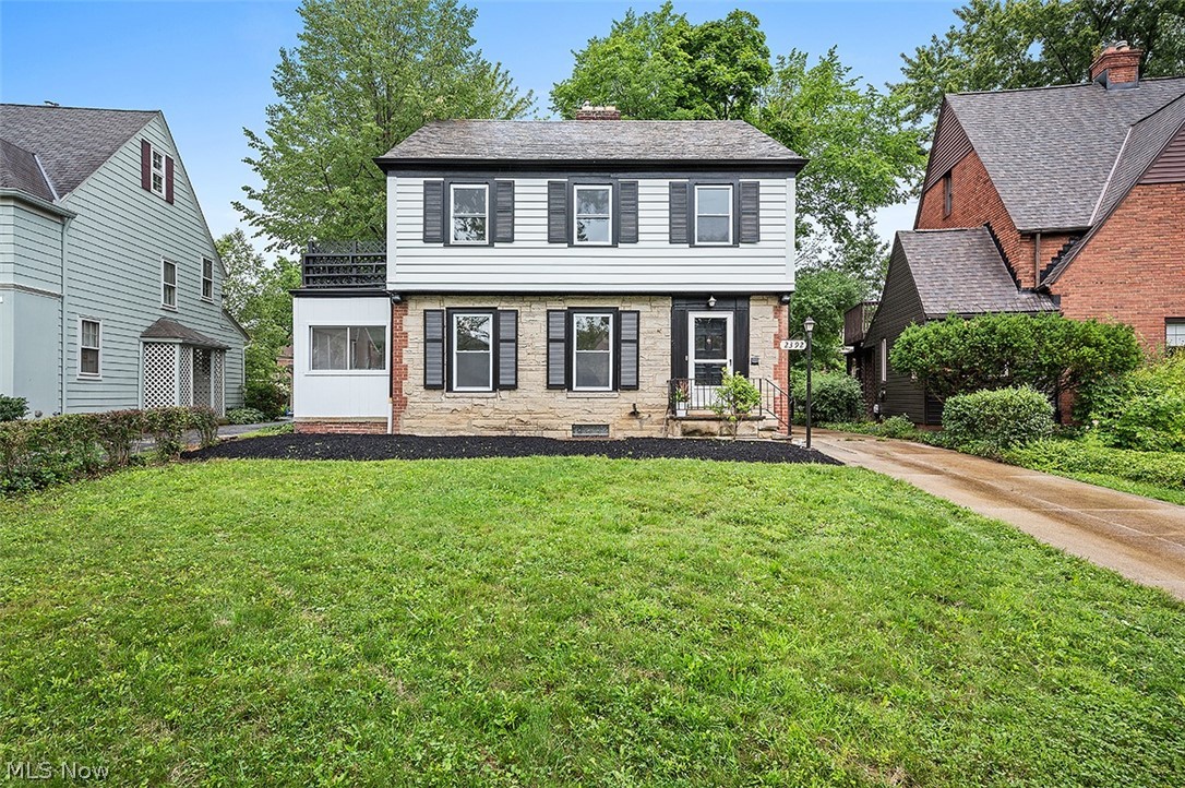 2392 Dysart Road Cleveland, OH 44118 - Photo 1 of 33 Gallery Image 1