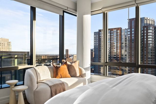 $1,570,000 | 1 Avery Street, Unit 19C, Boston, MA 02111