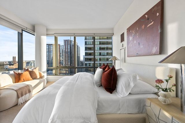 $1,570,000 | 1 Avery Street, Unit 19C, Boston, MA 02111