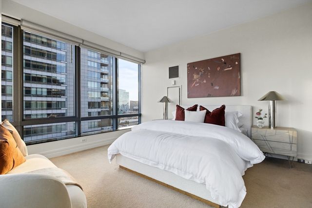 $1,570,000 | 1 Avery Street, Unit 19C, Boston, MA 02111