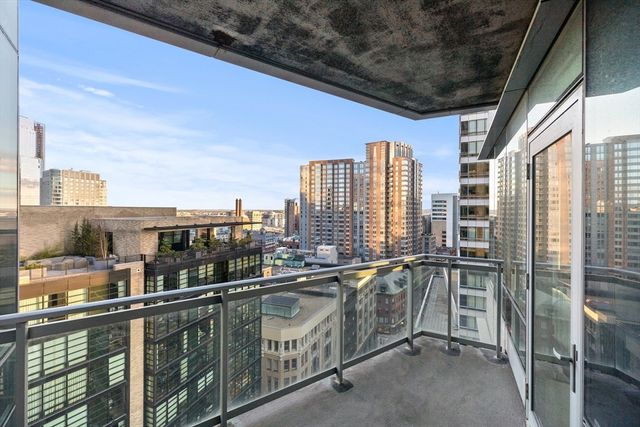$1,570,000 | 1 Avery Street, Unit 19C, Boston, MA 02111