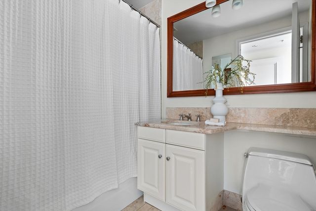 $1,570,000 | 1 Avery Street, Unit 19C, Boston, MA 02111