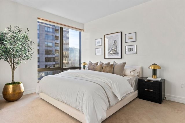 $1,570,000 | 1 Avery Street, Unit 19C, Boston, MA 02111