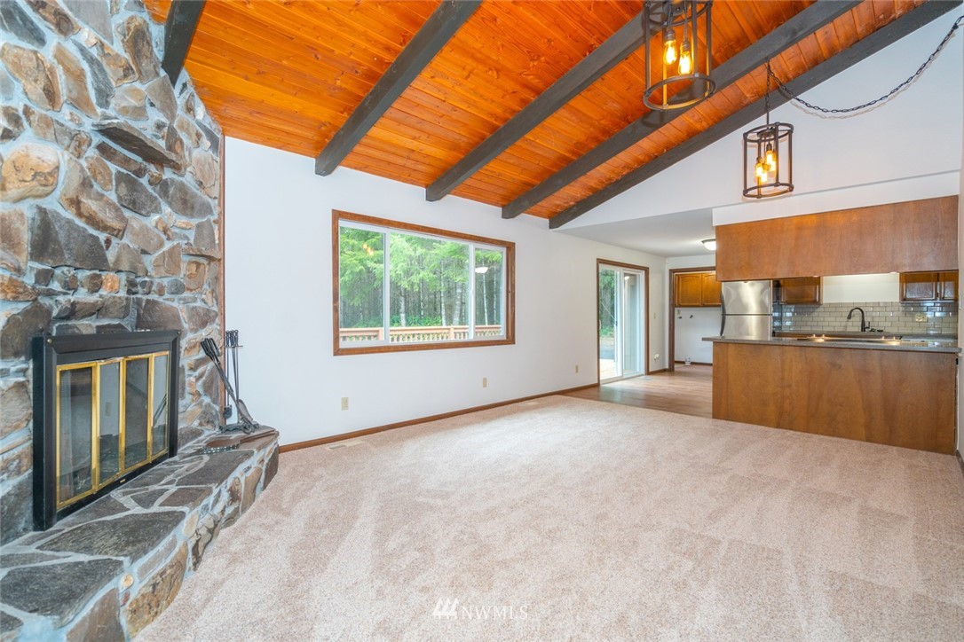 573 Logan Hill Road Chehalis, WA 98532 - Photo 4 of 25