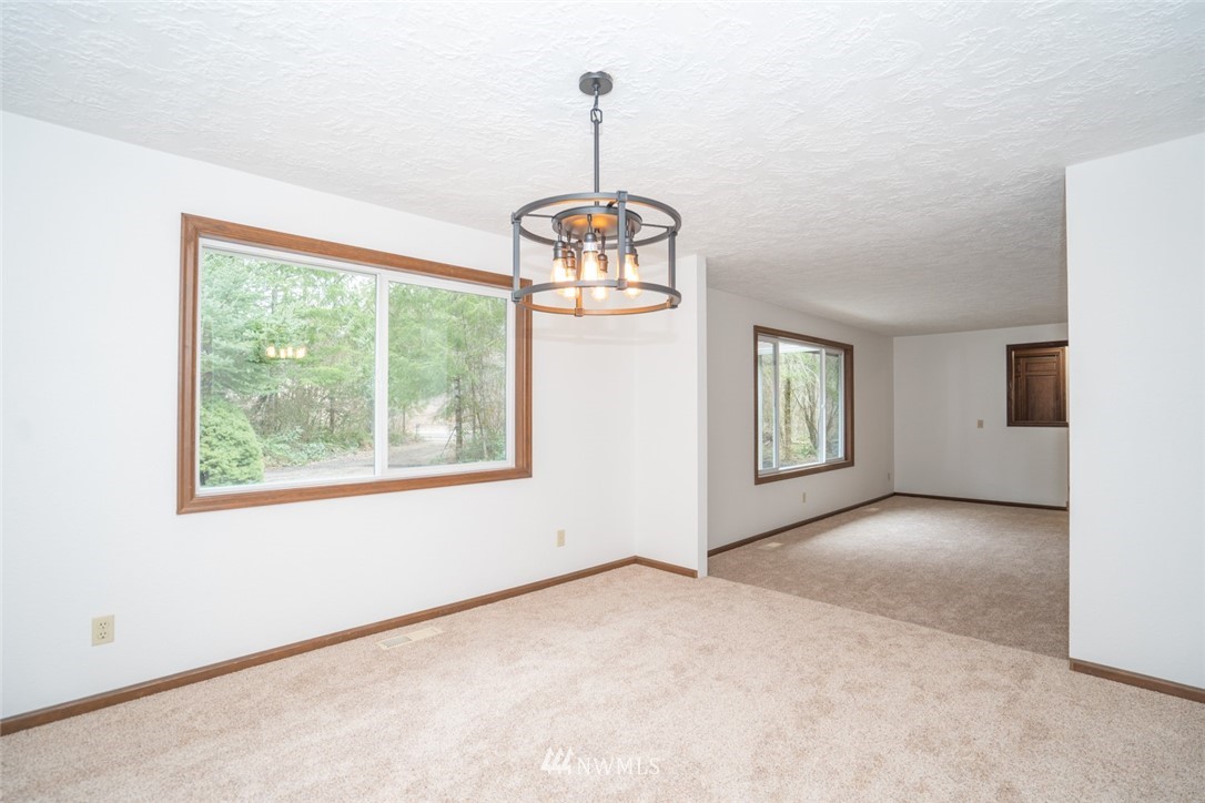 573 Logan Hill Road Chehalis, WA 98532 - Photo 9 of 25
