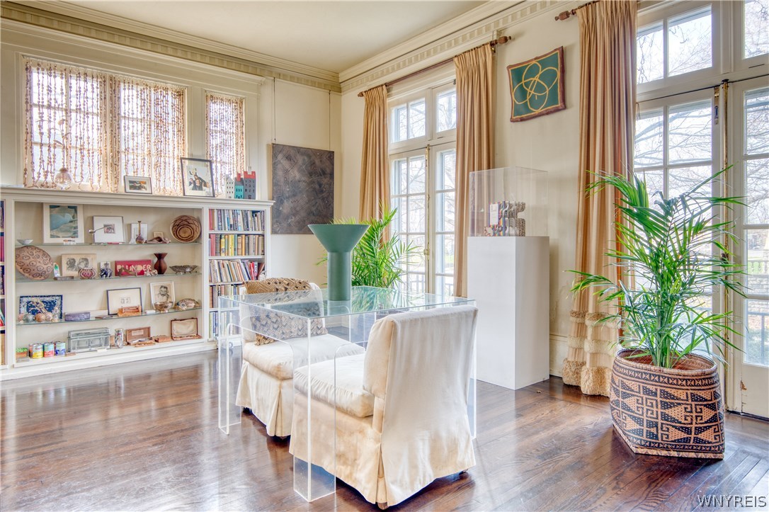 1 Penhurst Park Buffalo, NY 14222 - Photo 4 of 23
