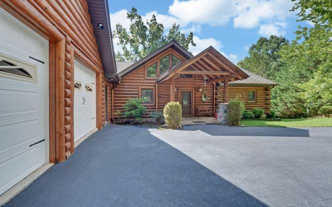 46 Fall View Road Blairsville, GA 30512 - Photo 49 of 50 Main Level Entry