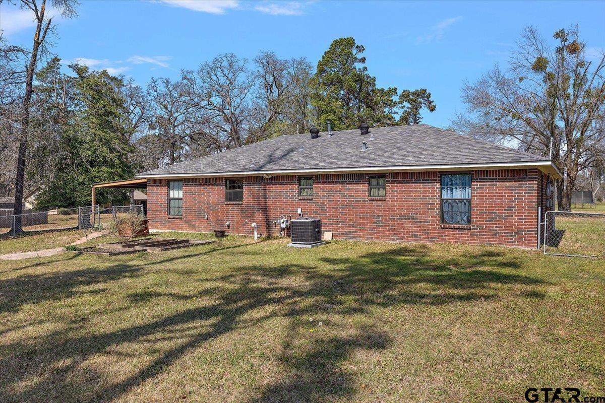 110 Earl Street Rusk, TX 75785 - Photo 4 of 29 a view of a house with a outdoor space