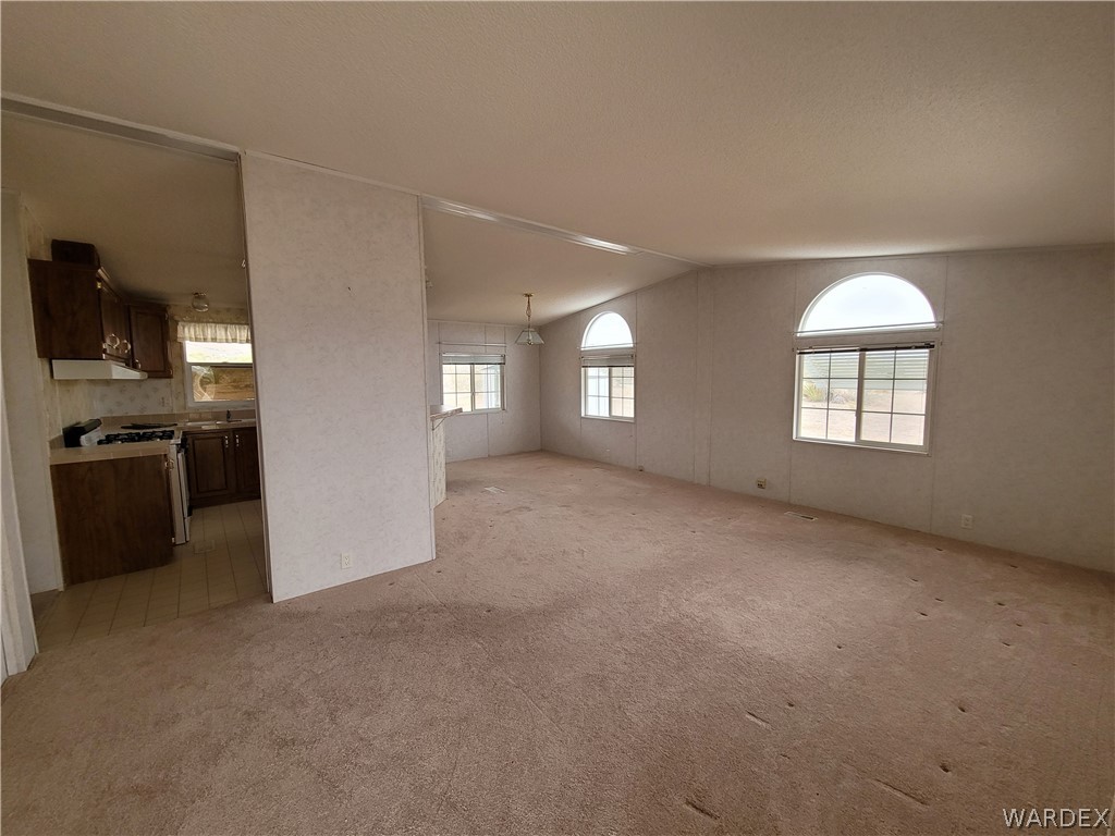 2455 Egar Road Golden Valley, AZ 86413 - Photo 14 of 33 Gallery Image 14