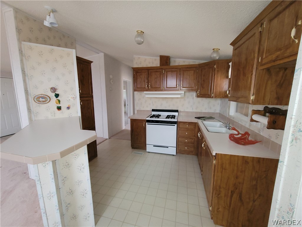 2455 Egar Road Golden Valley, AZ 86413 - Photo 17 of 33 Gallery Image 17